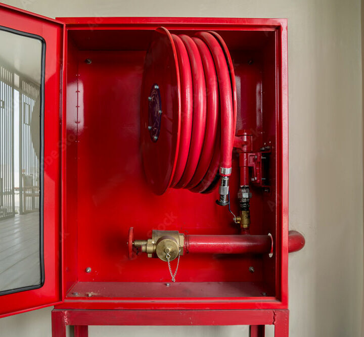 cassetta corredo idrante rossa