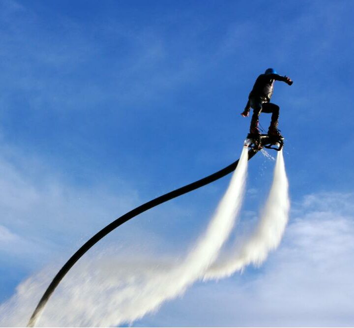 uomo usa flyboard manichetta appiattibile nera